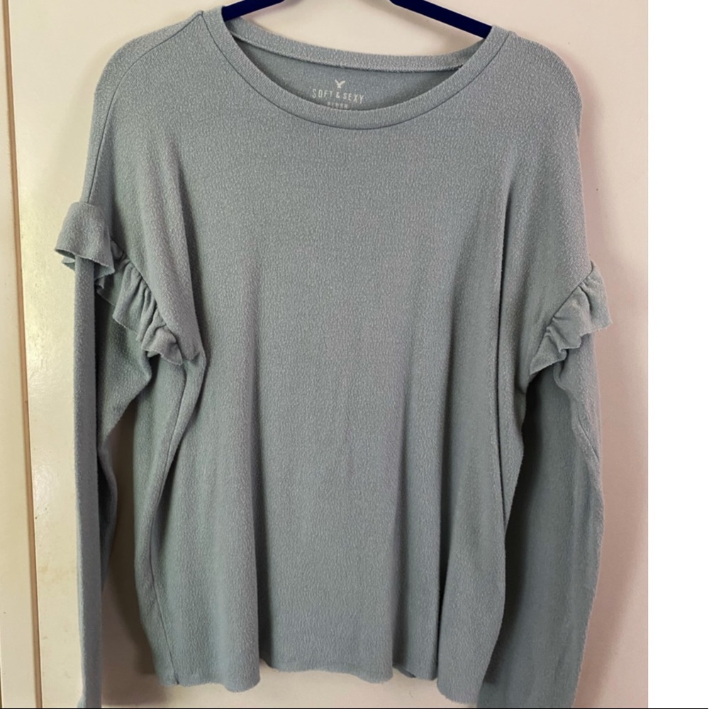 American Eagle Outfitters long sleeve - Picture 2 of 4